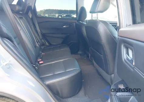 2022 Nissan Rogue Sl Fwd z USA, uszkodzony, nr VIN 5N1BT3CA9NC693383